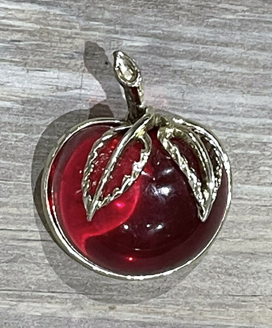 Vintage Signed Sarah Coventry Cute Red Apple Silver Tone Brooch Pin